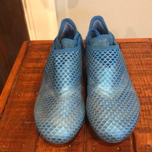 adidas Shoes - Adidas soccer cleats! Size kids 4!